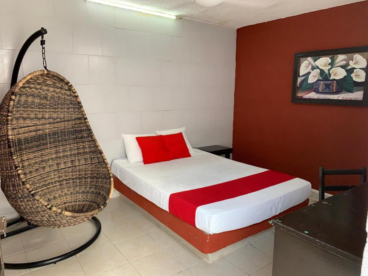 Hotel Aventura ميريدا المظهر الخارجي الصورة