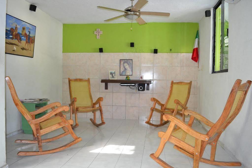 Hotel Aventura ميريدا المظهر الخارجي الصورة